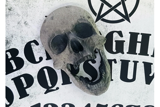 Screaming Skull Planchette